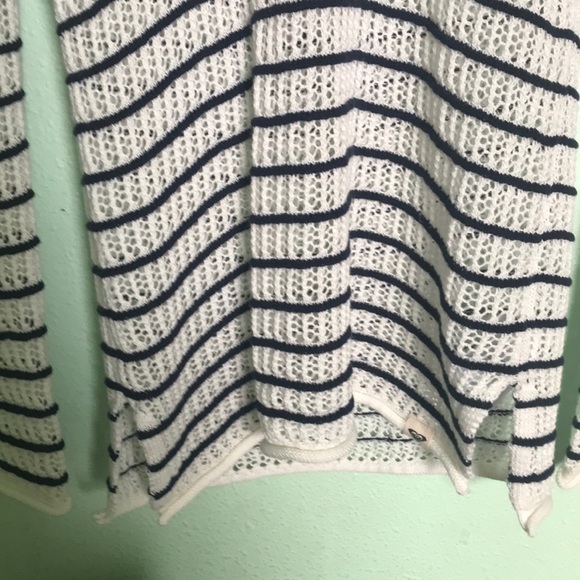 NWT ROXY SWEATER - Picture 3 of 3